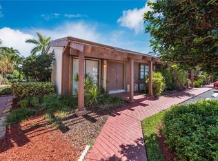 2671 S Parkview Dr #0, Hallandale, FL 33009