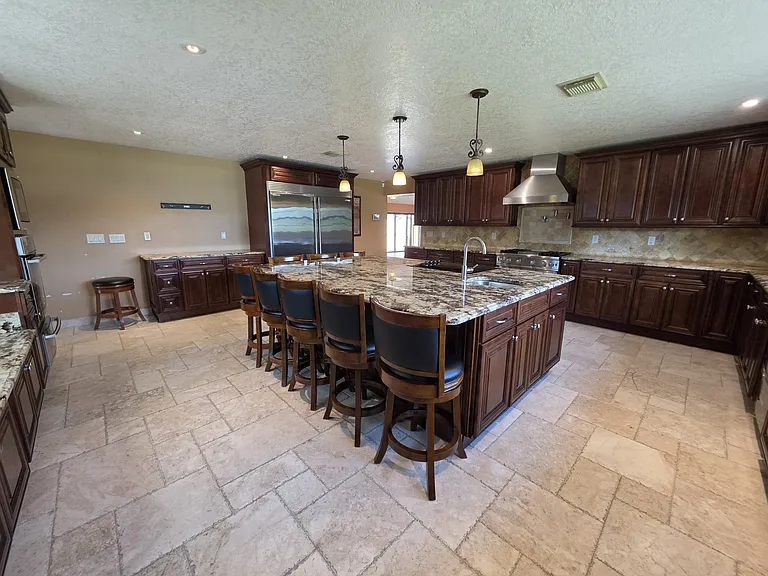 8146 Oak Park Rd — Photo 40