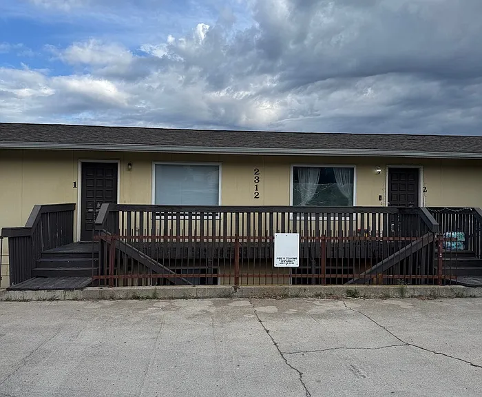 2312 W Foothills Dr #1 — Photo 2