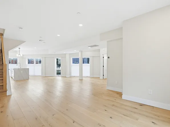 43 Stillman St #Townhouse, Boston, MA 02113