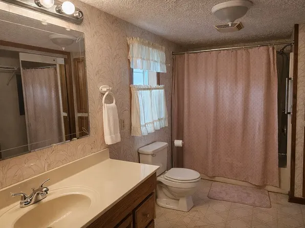 4636 31w Hwy, Cottontown, TN 37048