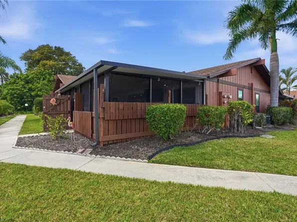 15504 Crystal Lake DR, NORTH FORT MYERS, FL 33917