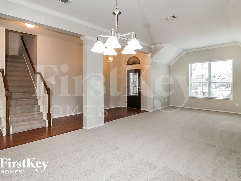 424 Stampede Ct — Photo 6