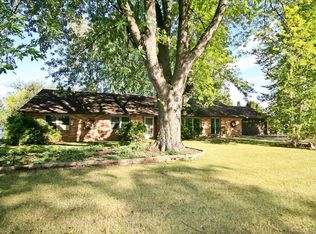105 Garden Rd NE, Hutchinson, MN 55350