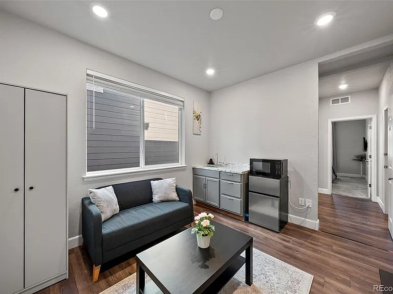 3807 Red Valley Ln — Photo 42
