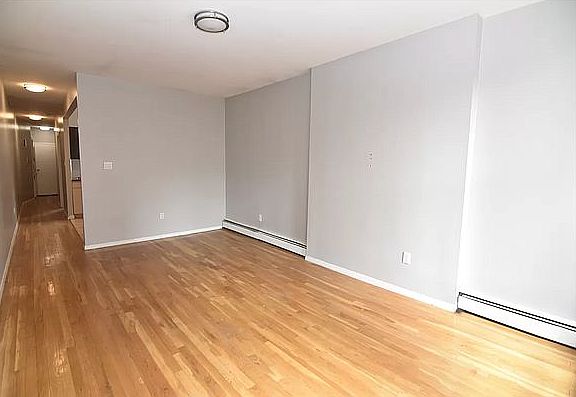4th image of 303 W 111th St Floor 5