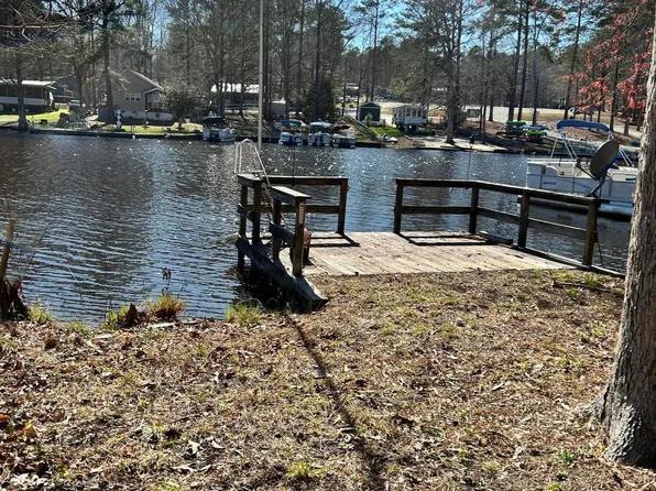 1703 Sagamore Dr, Louisburg, NC 27549