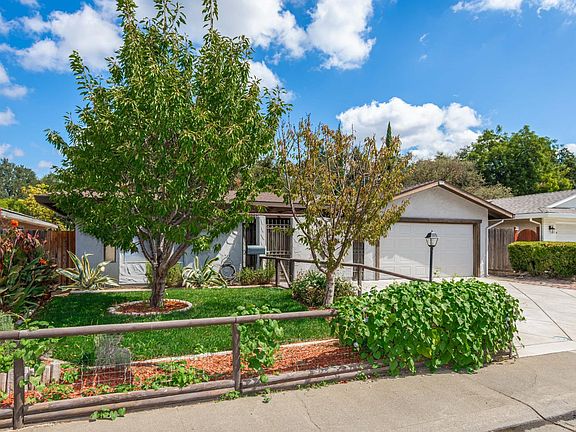 4th image of 7009 Brookcrest Way