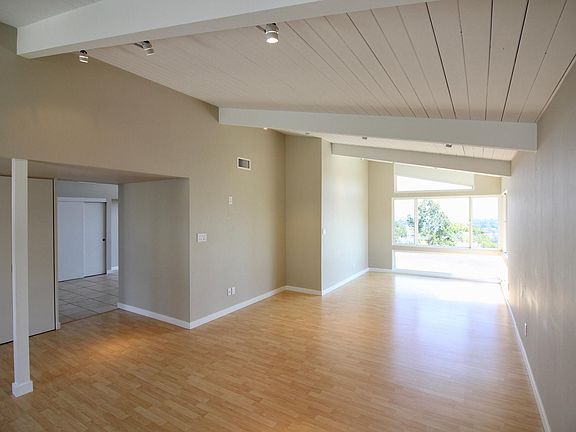 2nd image of 4953 Pacifica Dr