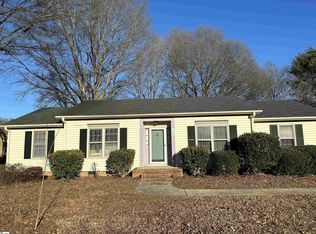 109 Ticonderoga Dr, Greer, SC 29650