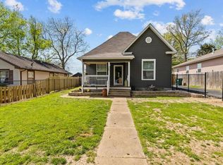 1019 N Broadway Ave, Springfield, MO 65802