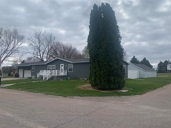 4th image of 821 Westridge Dr