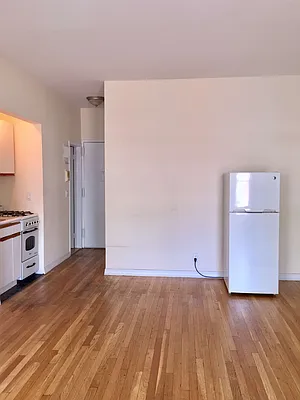 Rented by Town Residential | media 18