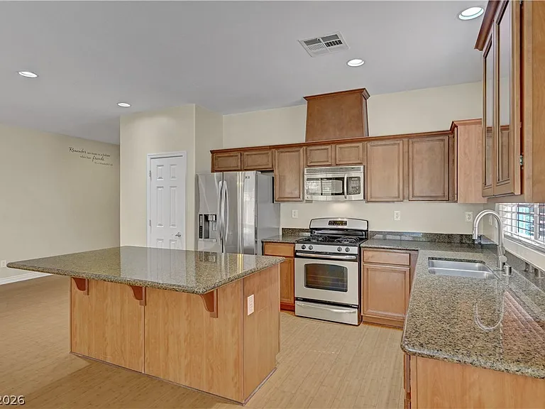 10240 Gladstone Peak St — Photo 18