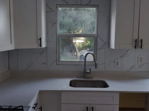 2107 S 34th St, Fort Pierce, FL 34947