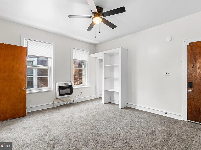 5510 Walnut St #2R — Photo 2