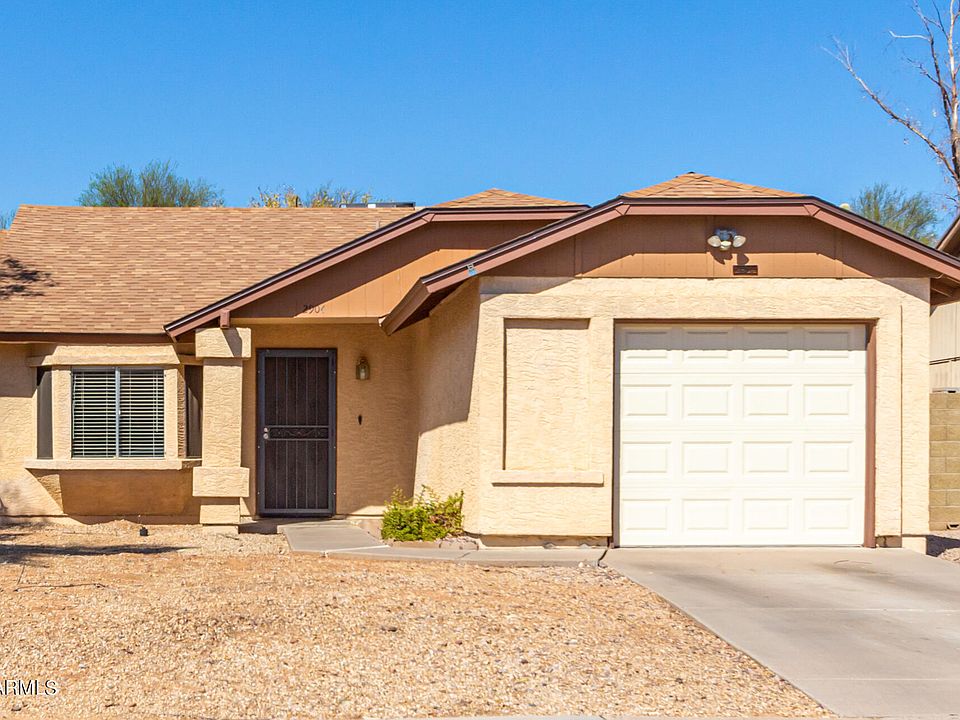 1st image of 2904 E ISABELLA Avenue