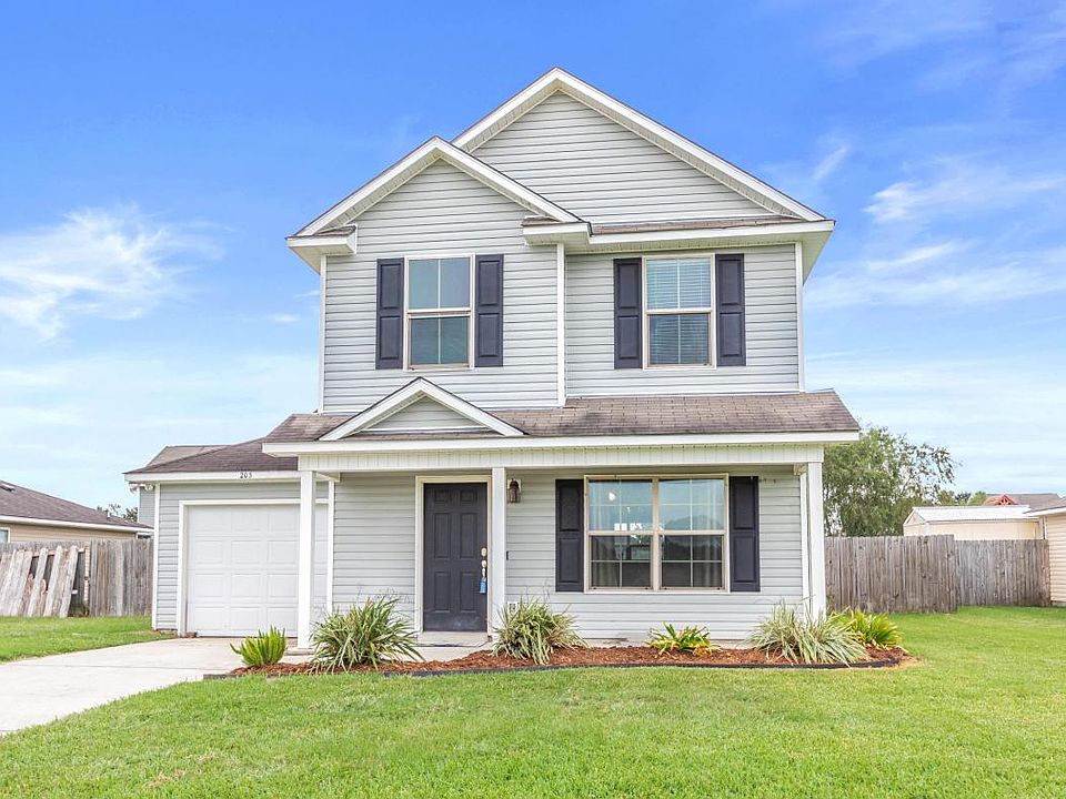 1st image of 203 Coles Creek Dr