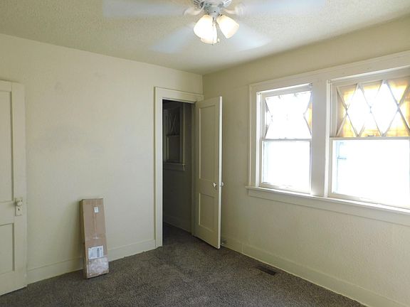 5th image of 501 W Benton Ave