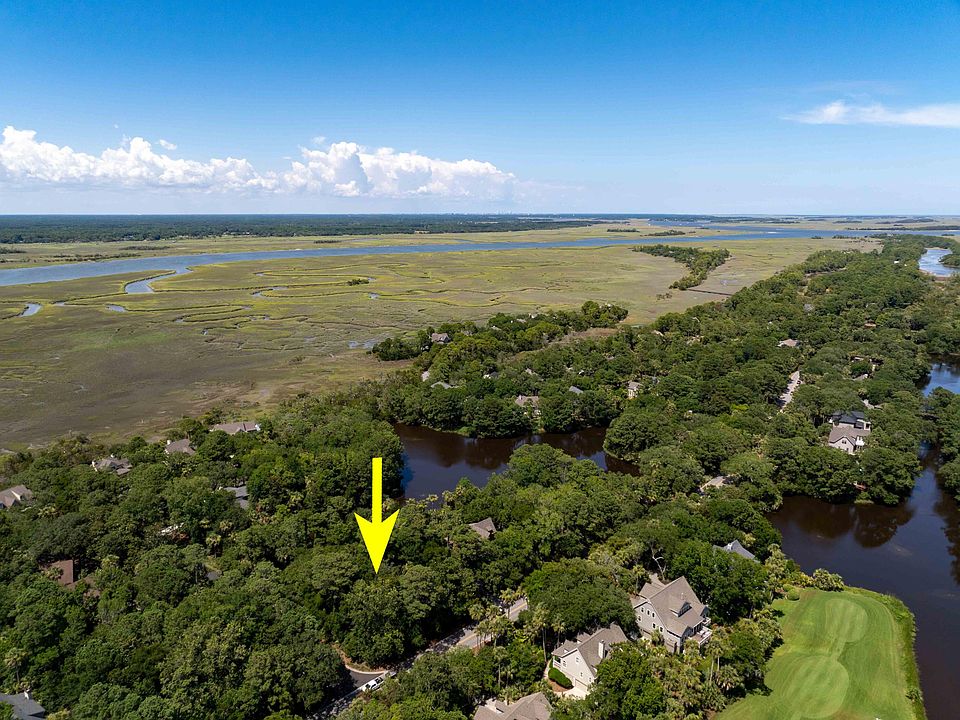 1st image of 124 Sawgrass Ln