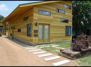 1124 Chicon St #B, Austin, TX 78702