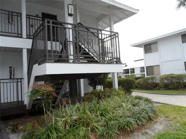 4766 FOX HUNT DRIVE #218, WESLEY CHAPEL, FL 33543