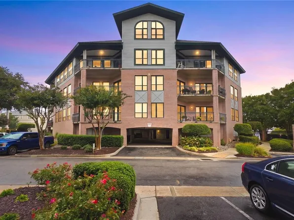 3236 Page Ave APT 201, Virginia Beach, VA 23451