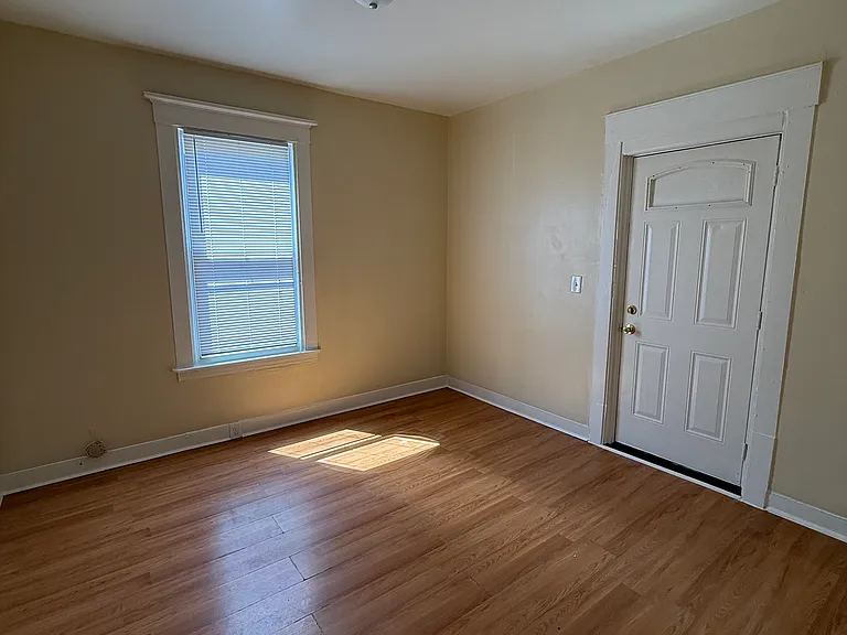 534 Whalley Ave #1 — Photo 5