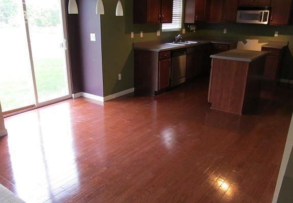 4th image of 3199 Pine Run Dr