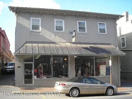 Building Photo 4