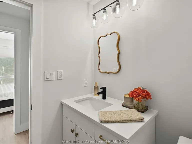364 Grand Ave E #310 — Photo 7