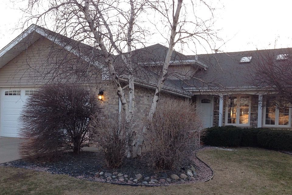 1st image of 16406 Evergreen Dr