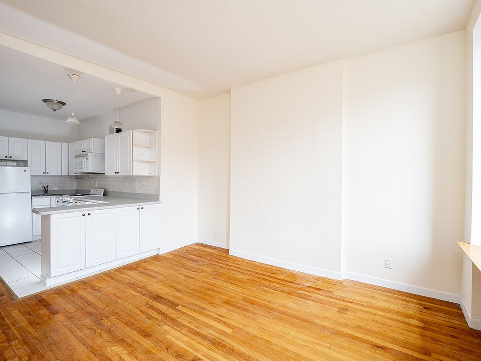 1st image of 124 2nd Ave APT 5A