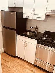 Rented by Metropolis Real Estate of Manhattan