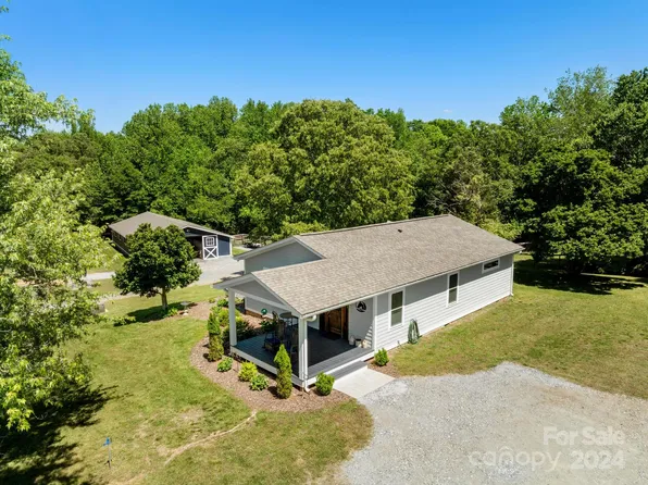 4365 Landrum Rd, Columbus, NC 28722