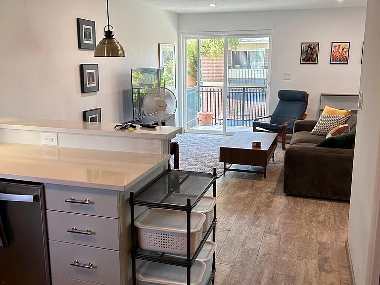 3940 E Timrod St — Photo 13