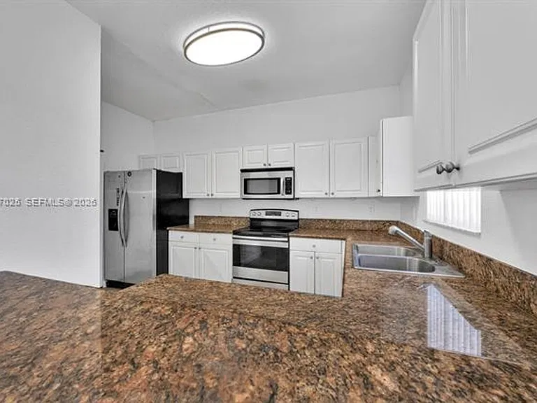 12864 SW 133rd Ter #Townhouse 12864 — Photo 6