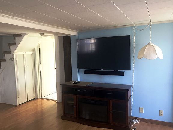 3rd image of 2715 Landen Dr