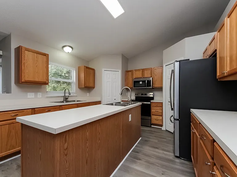 2790 Woodland Creek Loop — Photo 6