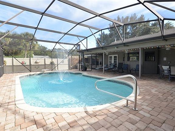 3rd image of 1097 Howell Harbor Dr