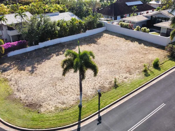 22 Waikai St, Kihei, HI 96753