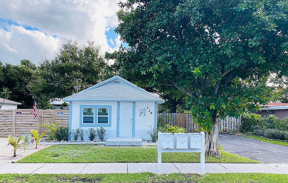 1st image of 736 NW 3rd Ave #2