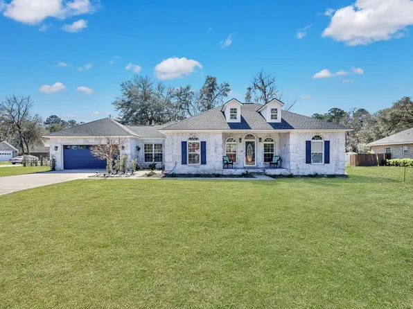 14 Paradise Ln, Midway, GA 31320