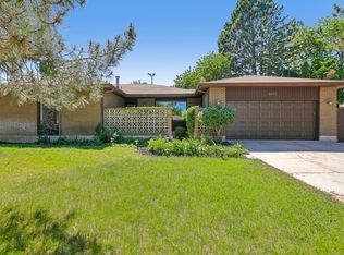 5062 S Morning Dew Dr, Salt Lake City, UT 84123