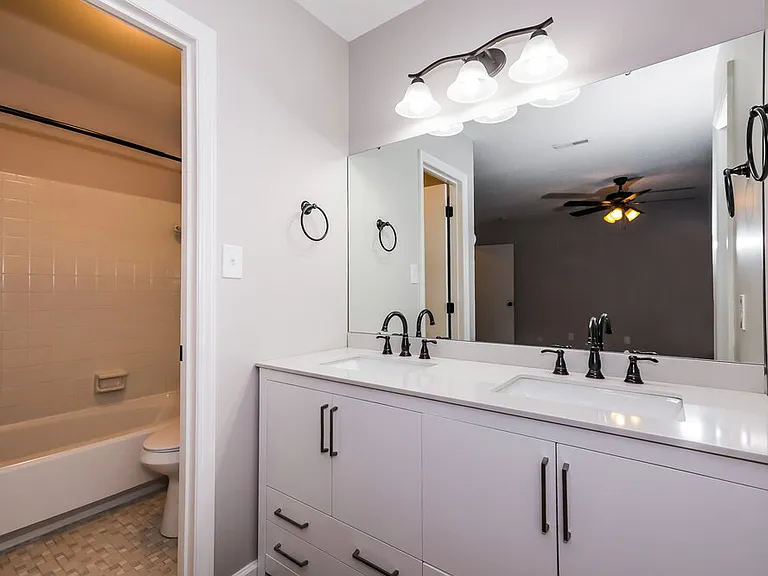 6502 Woodthrush Dr — Photo 12