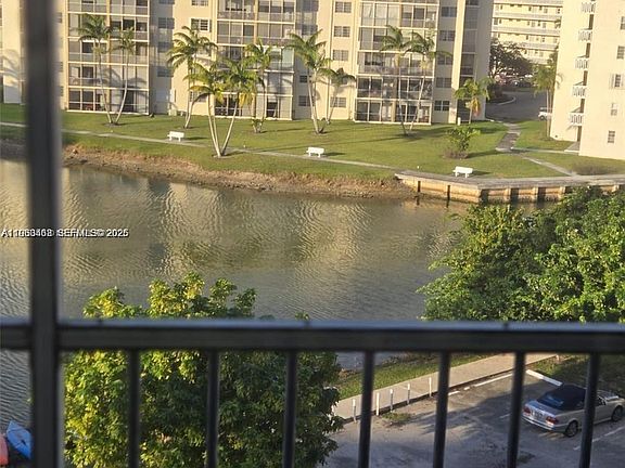 4th image of 2903 Point East Dr APT K611