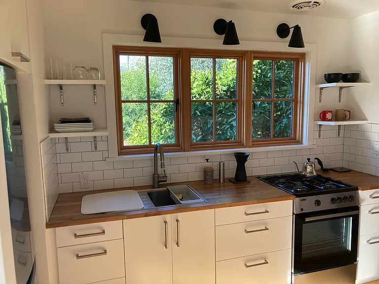 115 W Pedregosa St #A — Photo 4