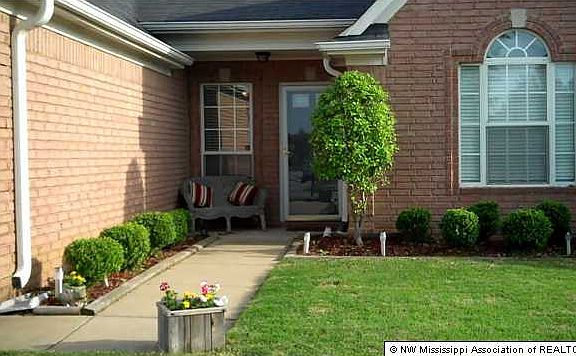 2nd image of 3311 Court Dr