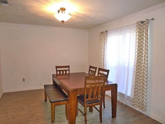 4th image of 243 Forest Park Dr
