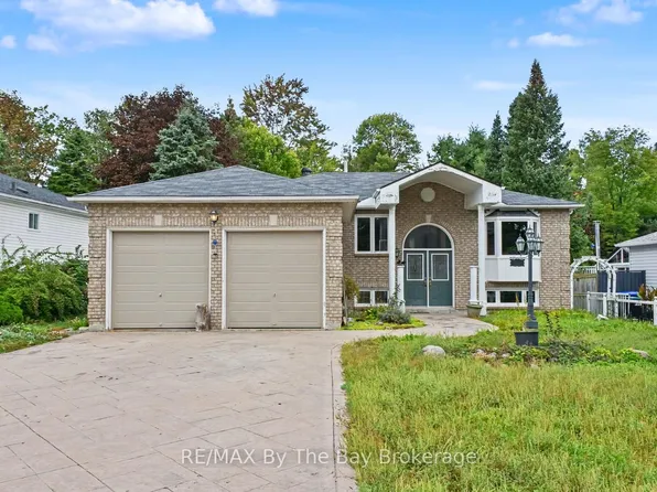 34 Caribou Trl, Wasaga Beach, ON L9Z 1H6